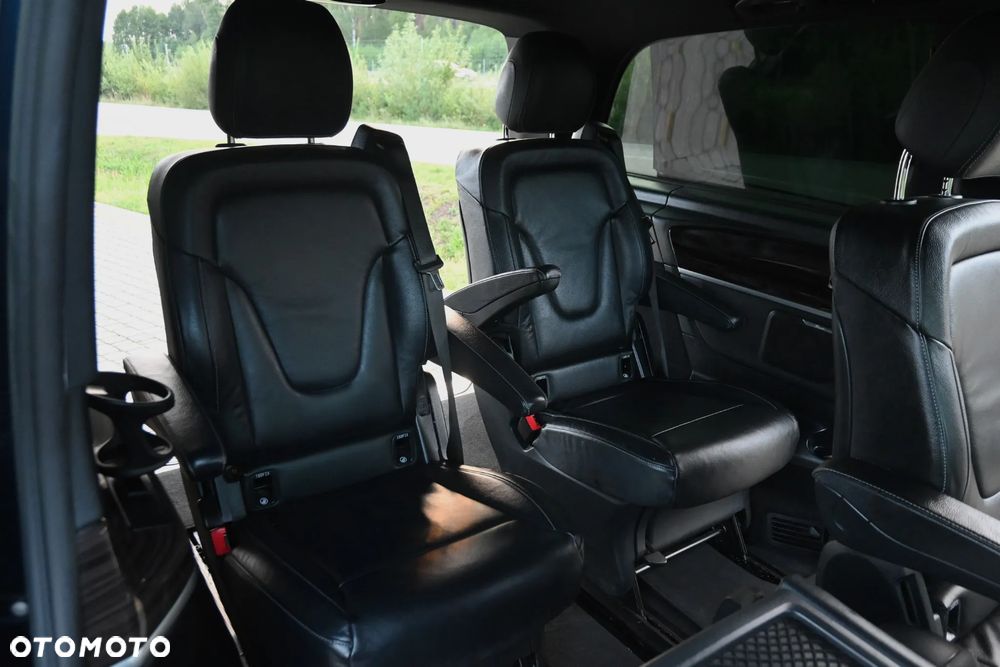 Mercedes-Benz Klasa V 300 d 4-Matic Avantgarde 9G-Tronic (d³ugi) - 23
