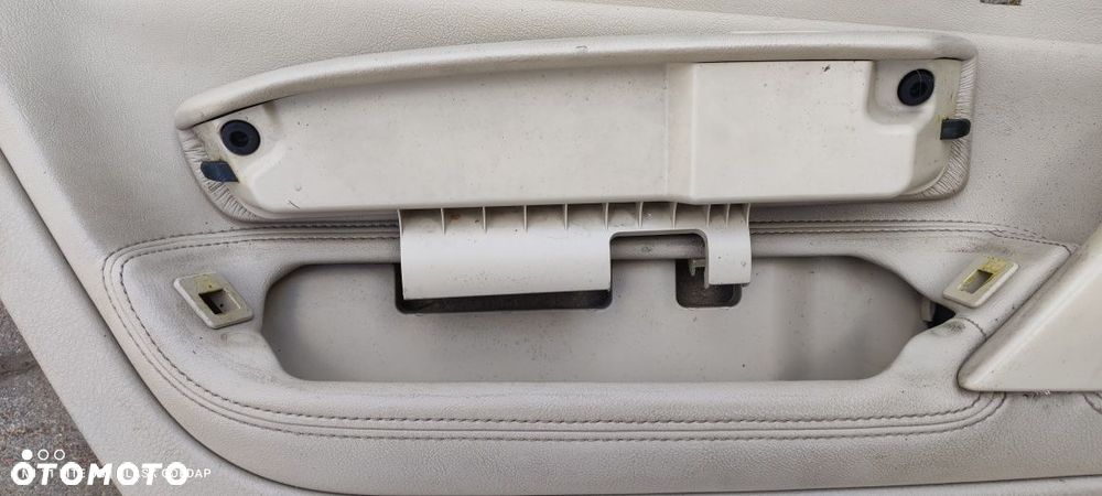 Boczki Drzwi Tył Skóra Jasna Skoda SuperB 1.9 04 Blask Gołdap - 4