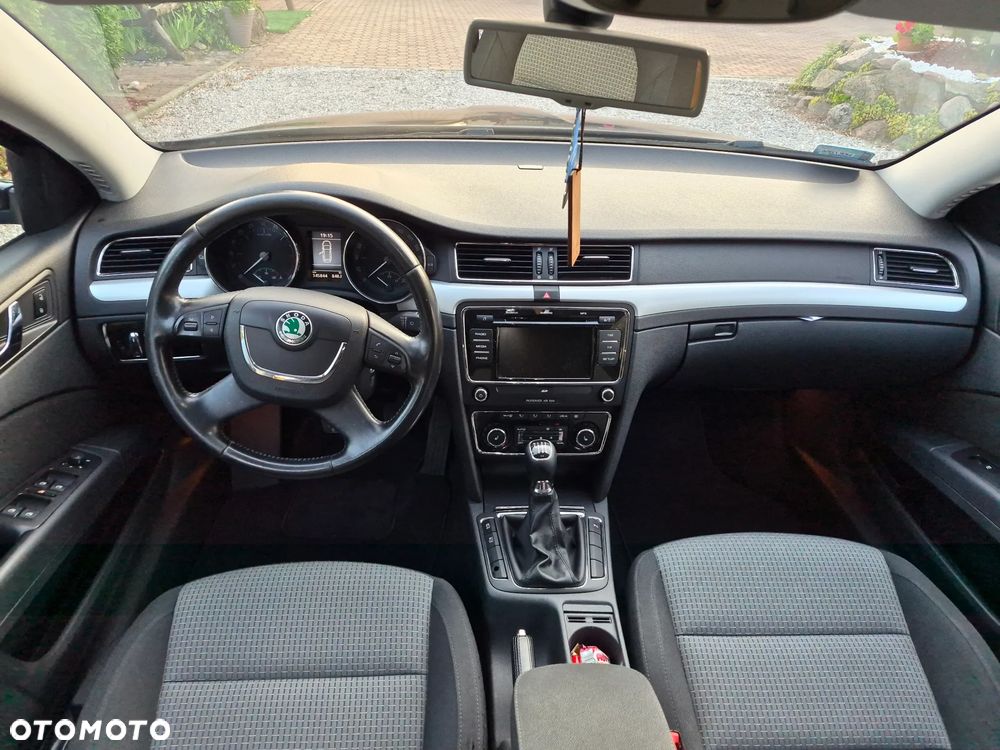 Skoda Superb 2.0 TDI Comfort - 12