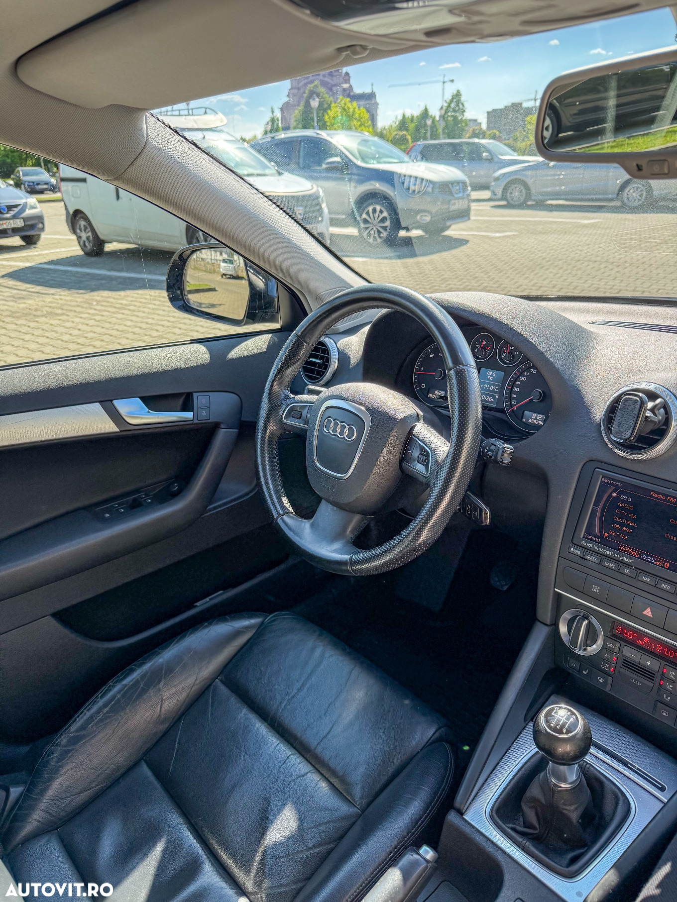 Audi A3 Sportback 2.0 TDI Ambiente - 14