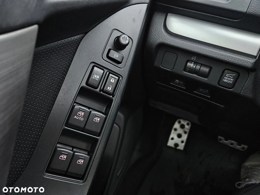 Subaru Forester 2.0XT Lineartronic Platinum - 16