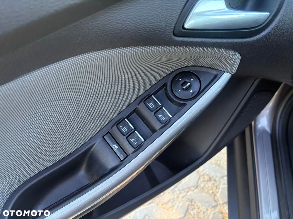 Ford Focus 1.6 Trend - 27