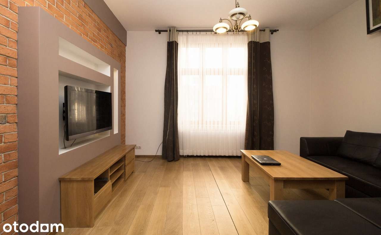2 pok w kamienicy 50 m2 | Poczta Gł, Stare Miasto ul. Zyblikiewicza