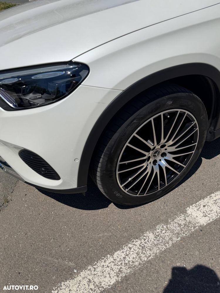 Mercedes-Benz GLC 220 d 4MATIC MHEV - 4