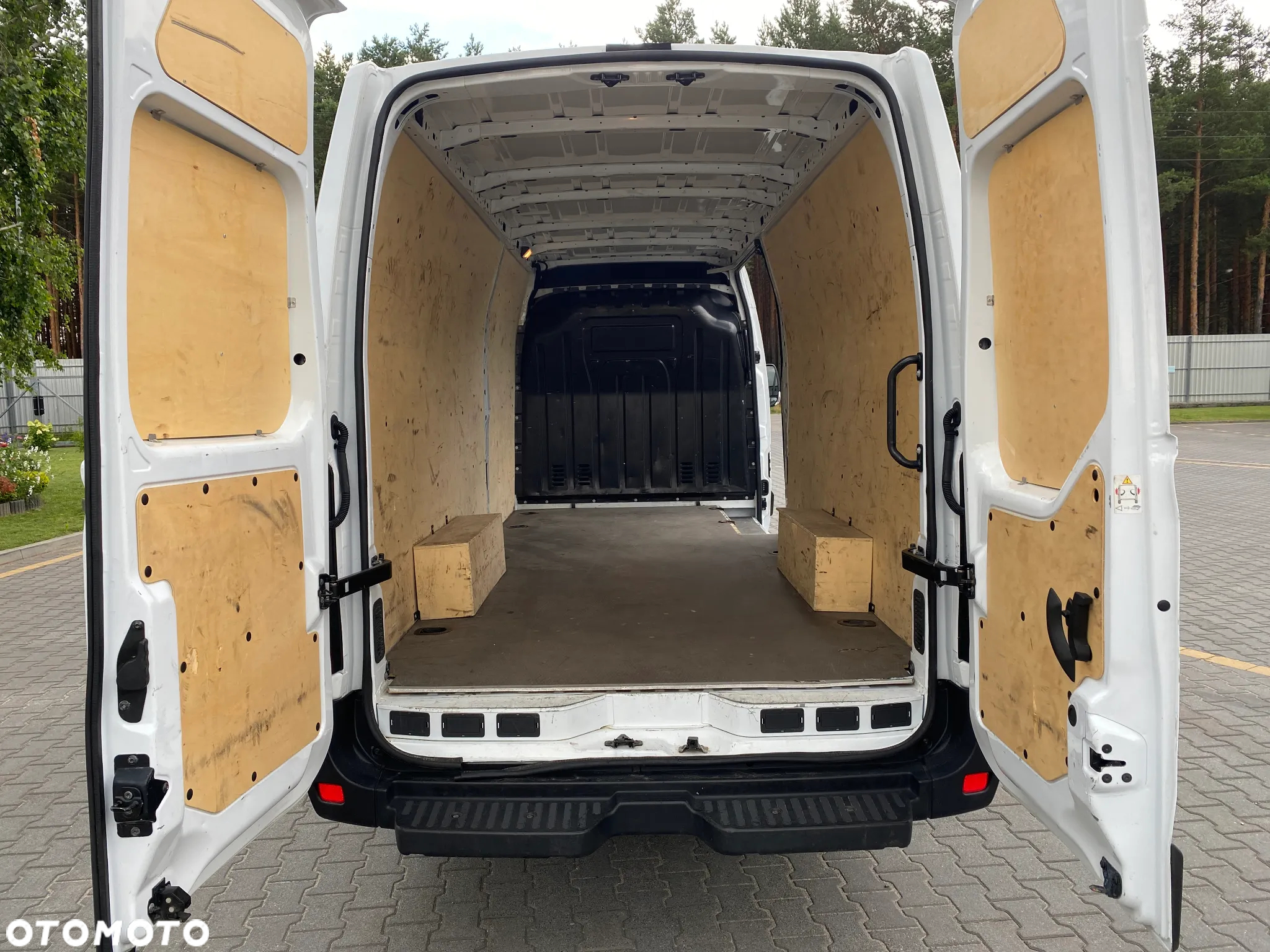 Opel Movano - 11