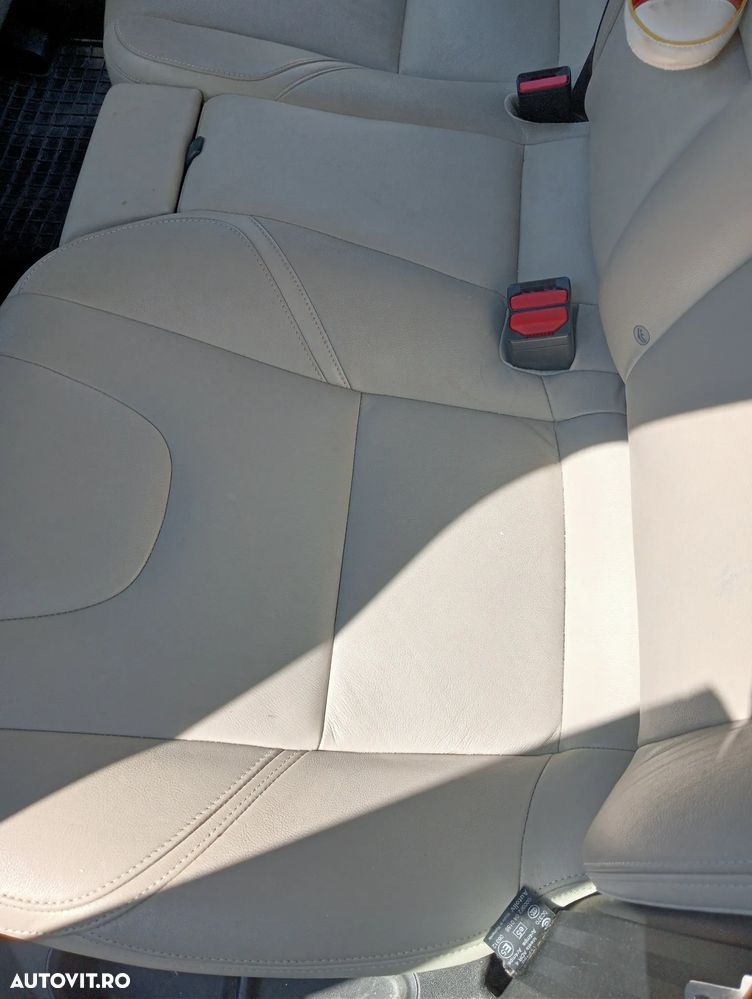 Volvo V40 D2 Momentum - 8