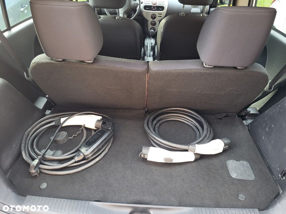 Mitsubishi i-MiEV Standard - 9