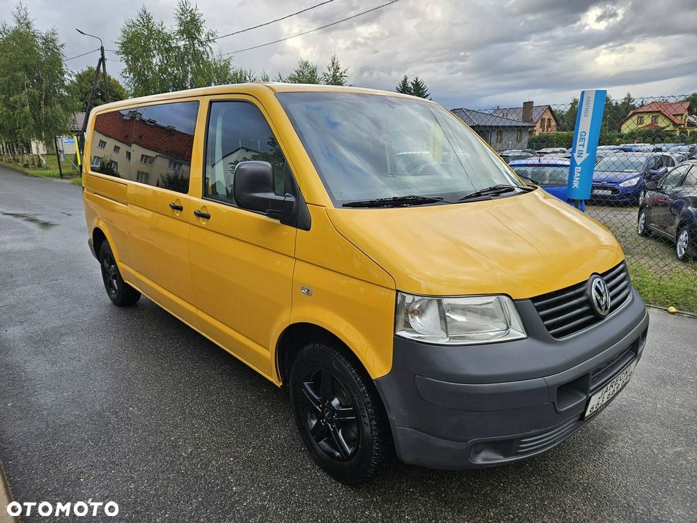 Volkswagen Caravelle - 3