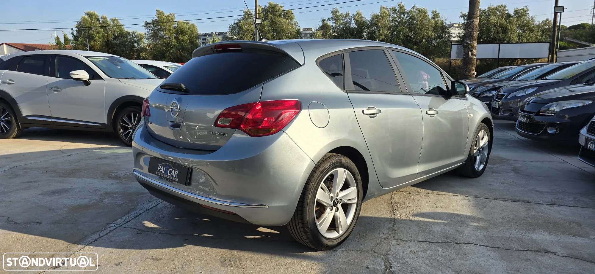 Opel Astra 1.3 CDTi Executive - 6