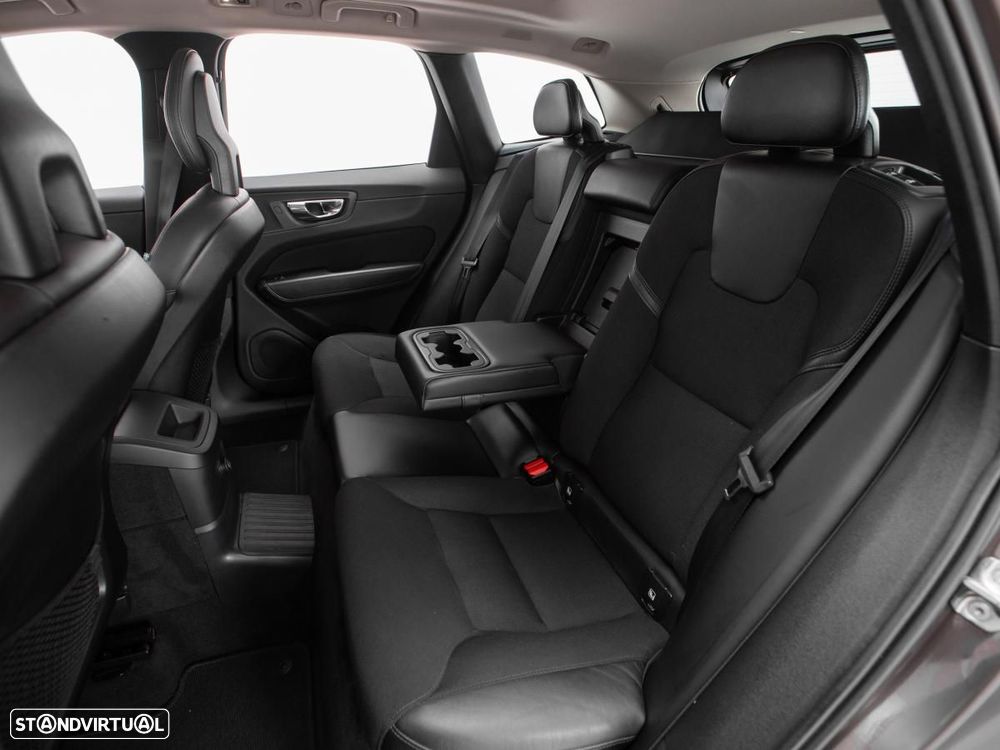 Volvo XC 60 — fotografia 10