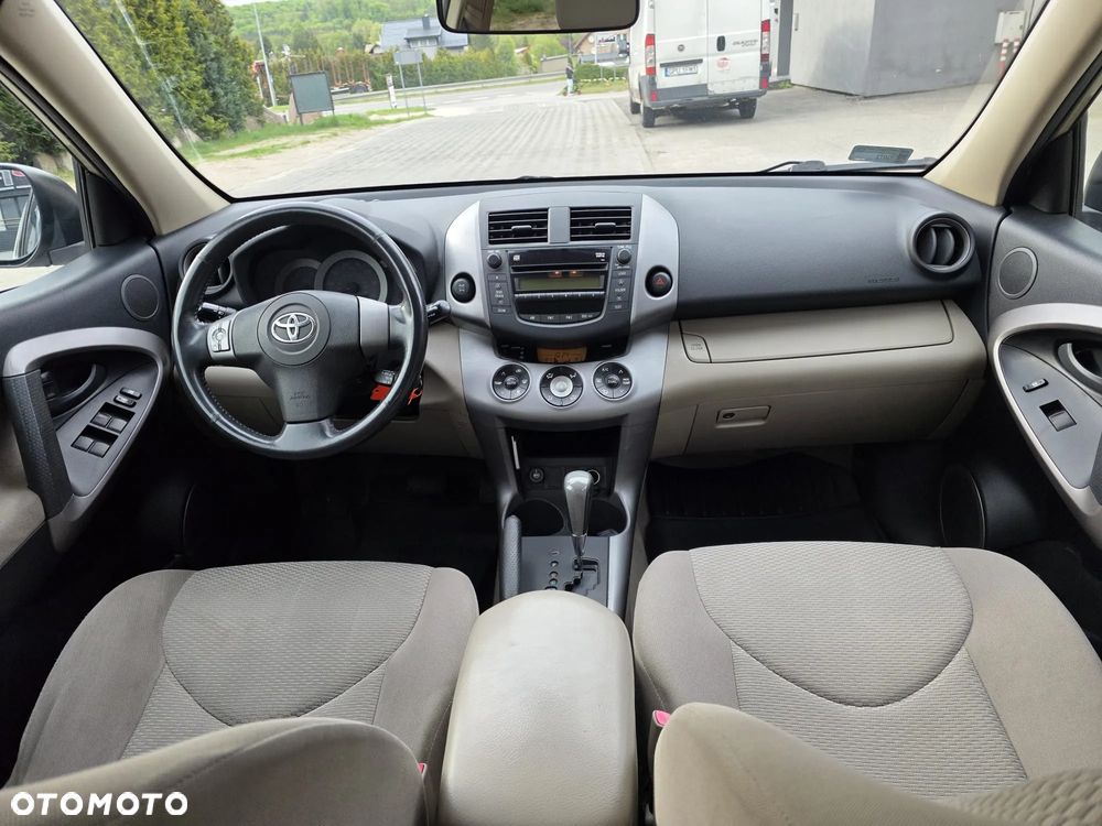 Toyota RAV4 2.5 VVT-i Base 4x2 - 5