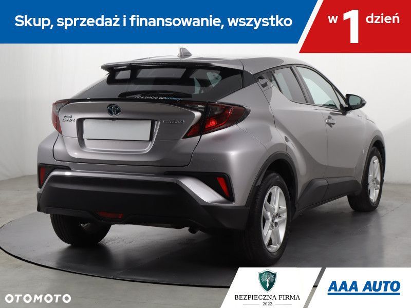 Toyota C-HR - 6