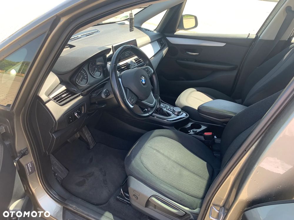 BMW Seria 2 220d Advantage - 19
