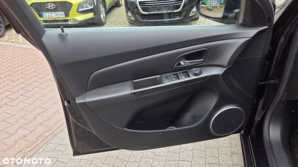 Chevrolet Cruze 1.4 T LTZ - 21