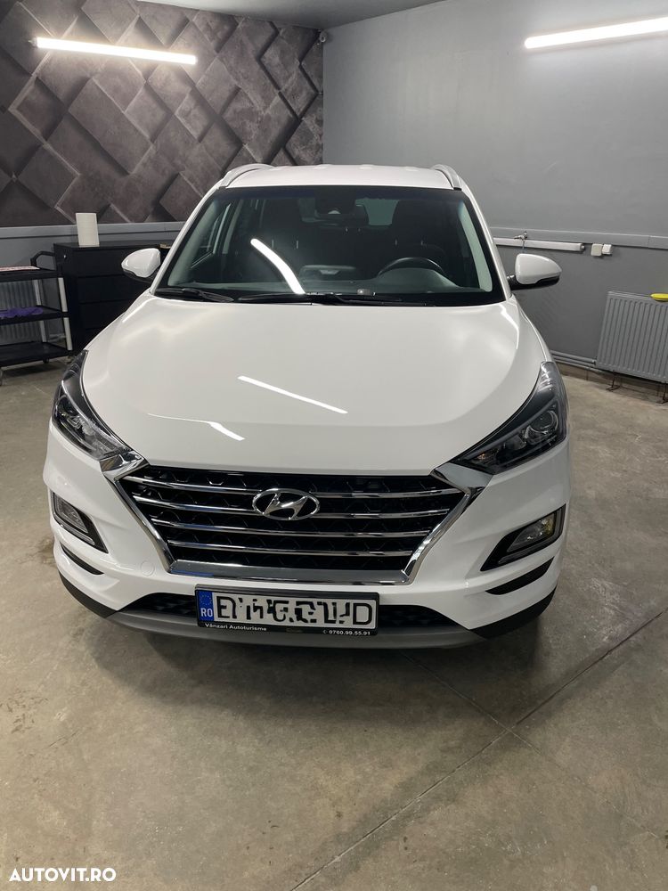 Hyundai Tucson 1.6 T-GDi 4WD 6MT Premium - 17