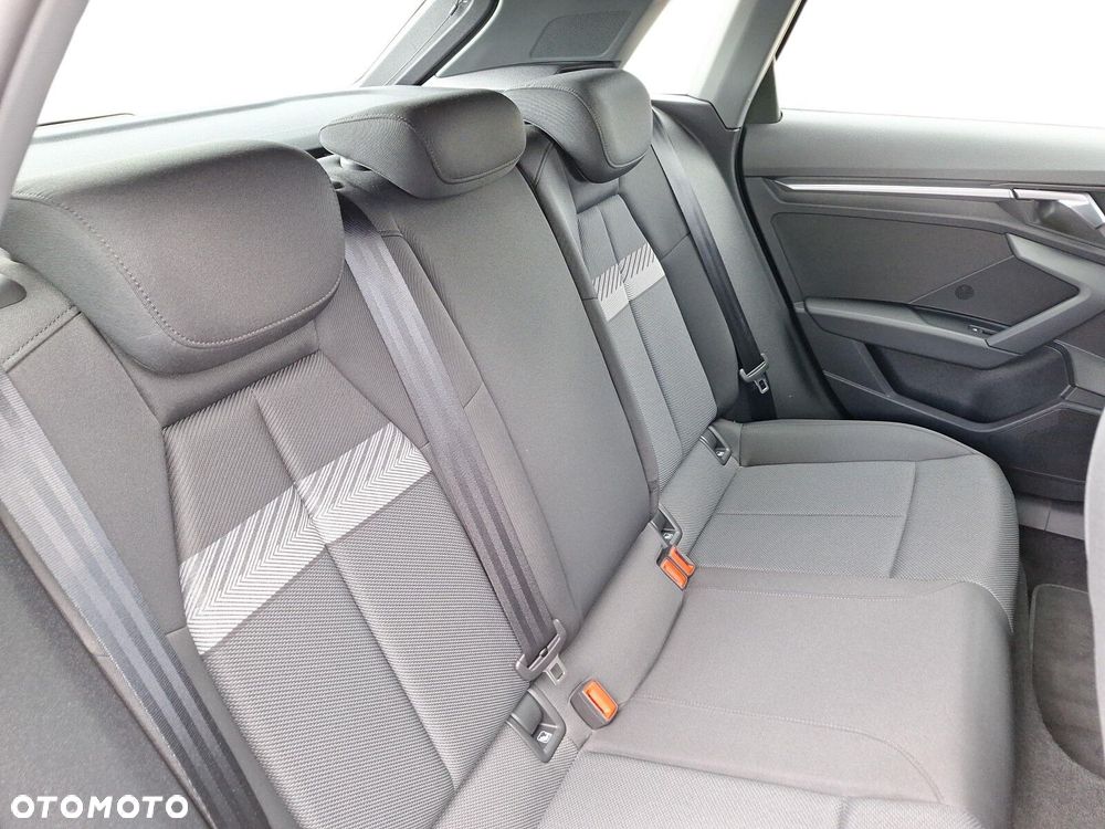 Audi A3 Sportback - 12