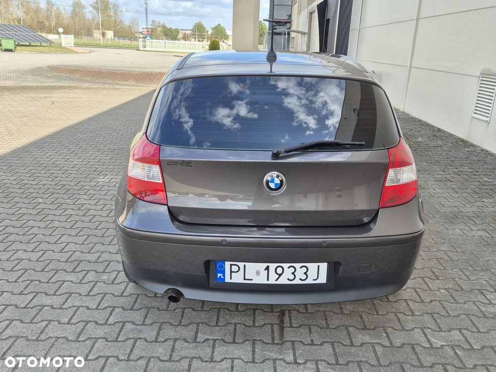 BMW Seria 1 116i - 15