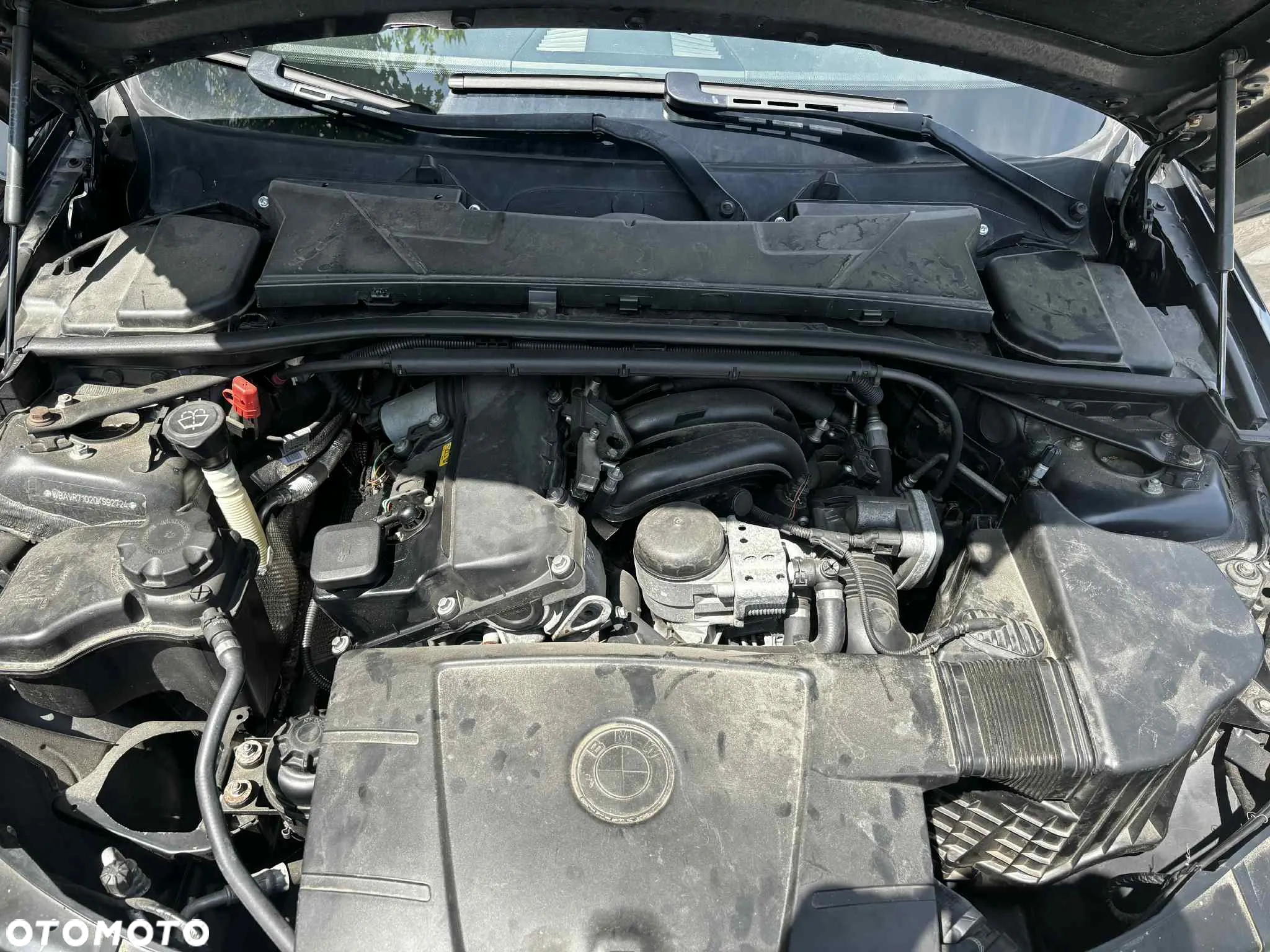 BMW Seria 3 320i Touring - 11