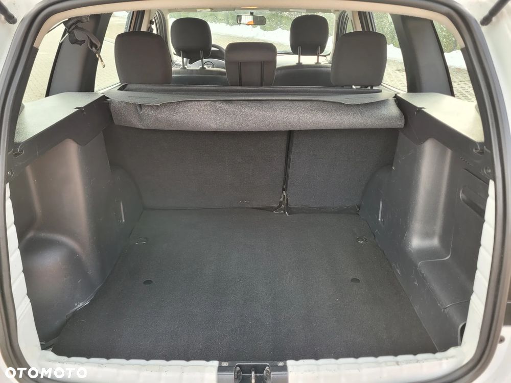 Dacia Duster dCi 90 FAP 4x2 Ambiance - 13