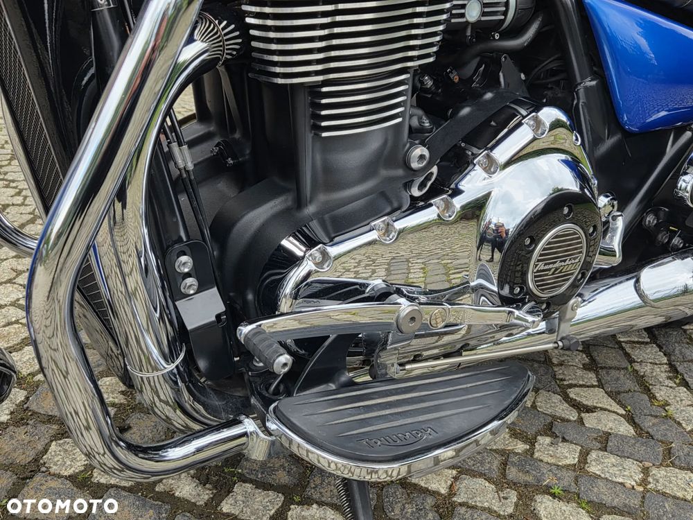 Triumph Thunderbird - 34