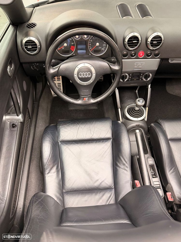 Audi TT Roadster 1.8 T - 29