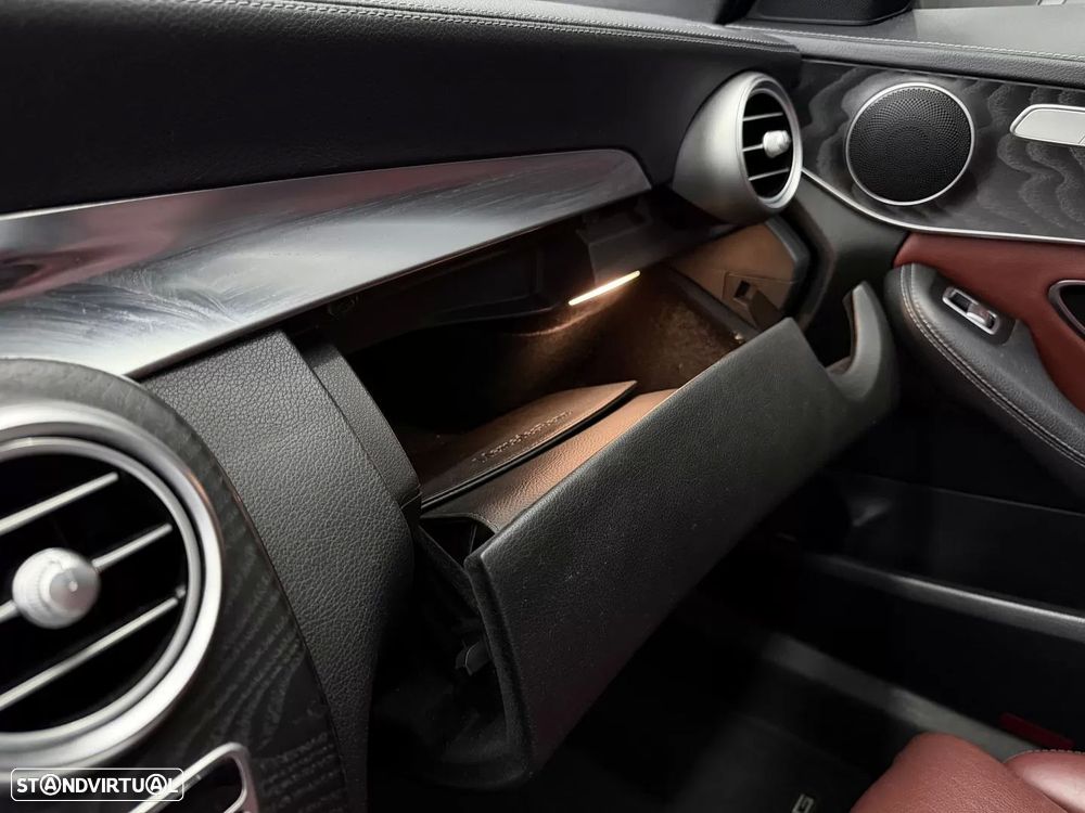 Mercedes-Benz C 180 d AMG Line - 38