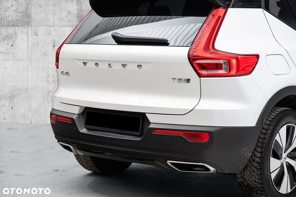 Volvo XC 40 T5 Twin Engine DKG R-Design - 7