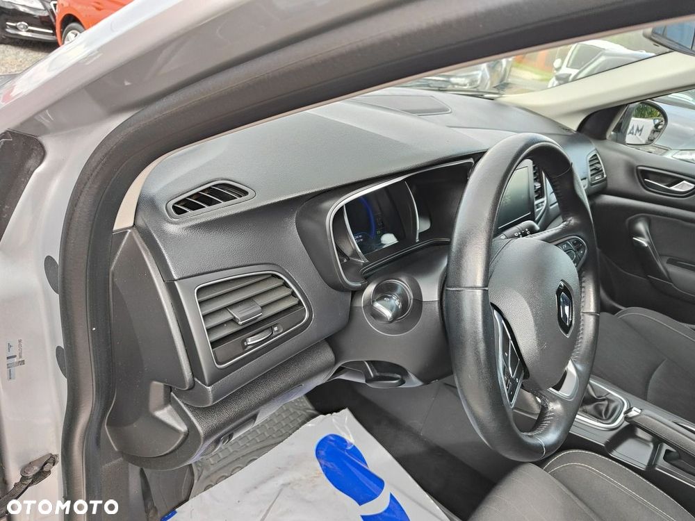 Renault Megane ENERGY TCe 130 LIMITED - 15