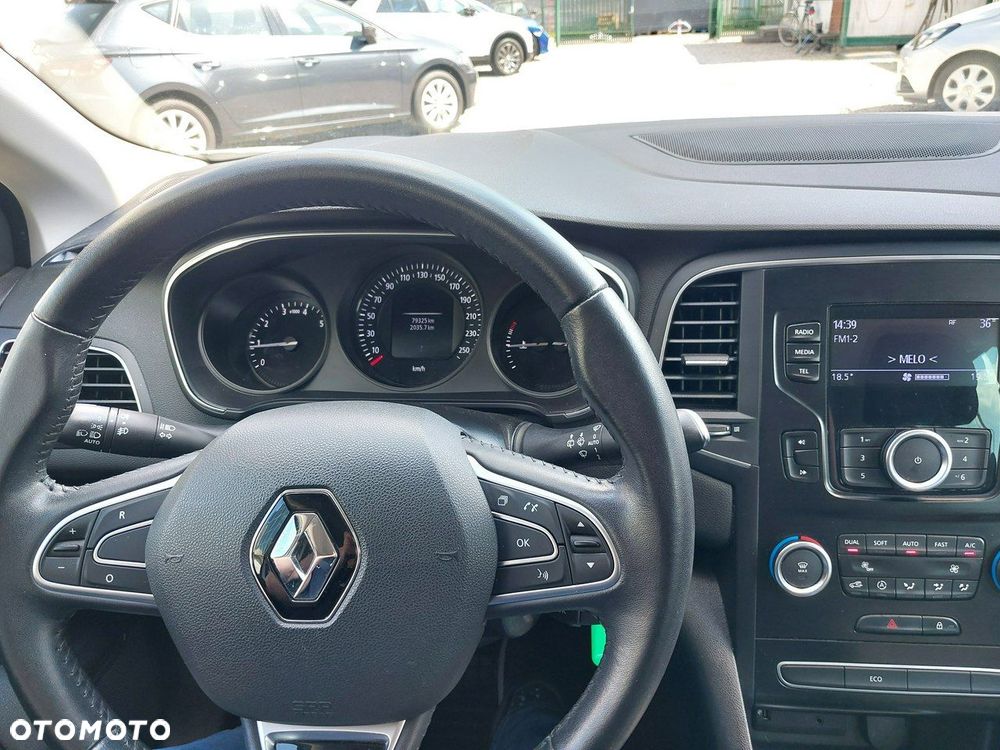 Renault Megane 1.6 SCe Zen - 19