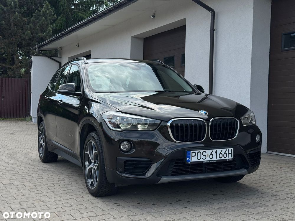 BMW X1 sDrive18i Sport Line - 7