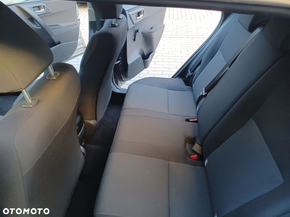 Toyota Auris 1.33 VVT-i Active - 18