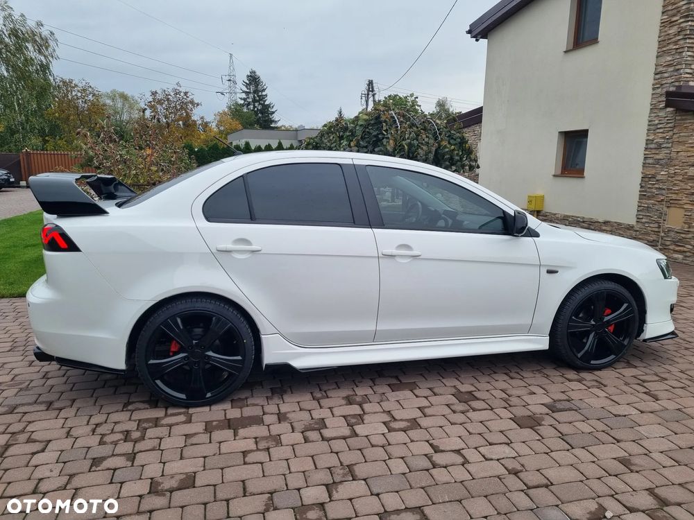 Mitsubishi Lancer - 13