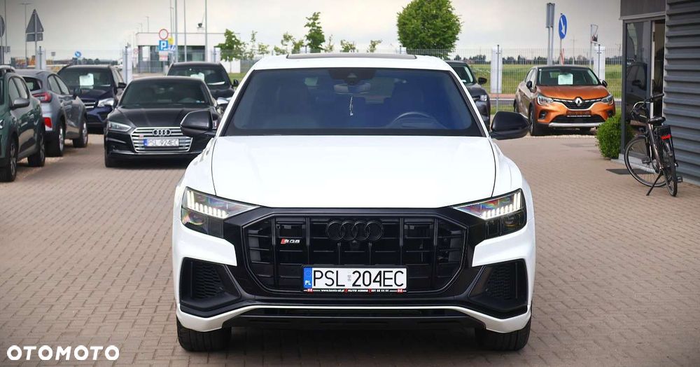Audi Q8 - 11