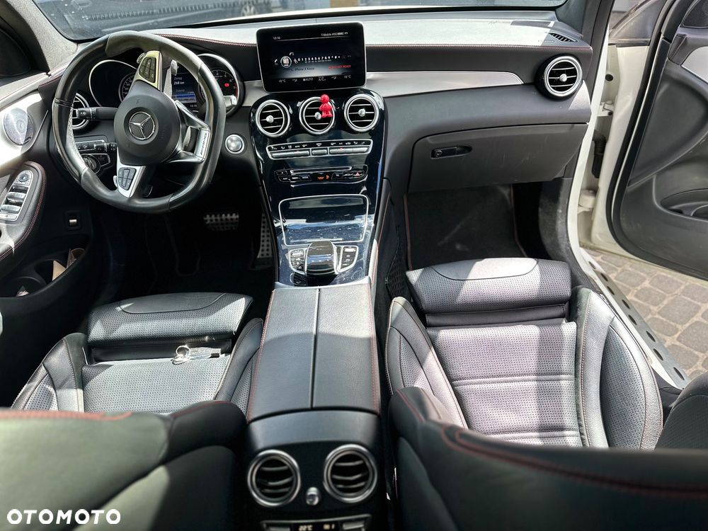 Mercedes-Benz GLC - 17