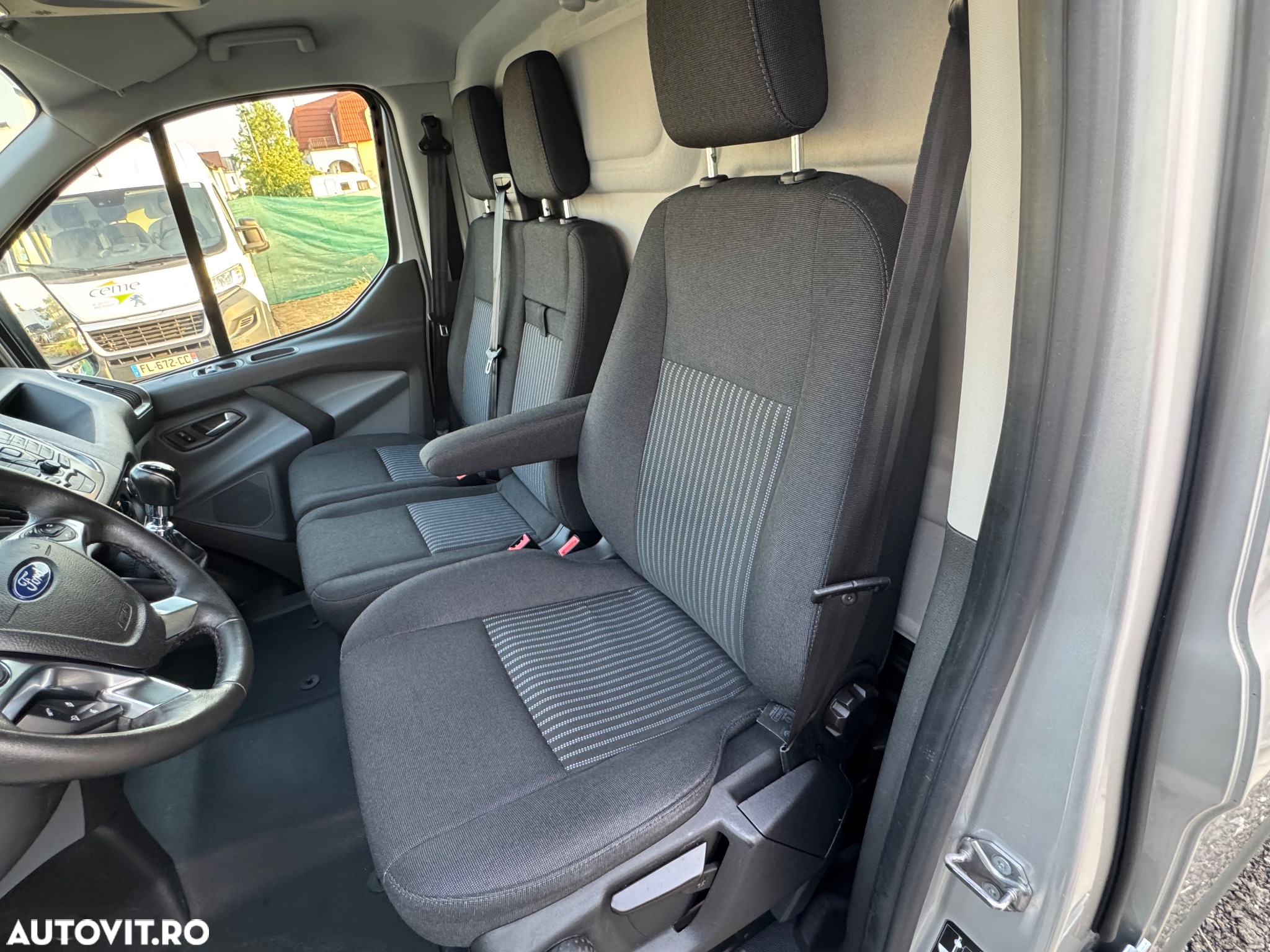 Ford Transit Custom - 12