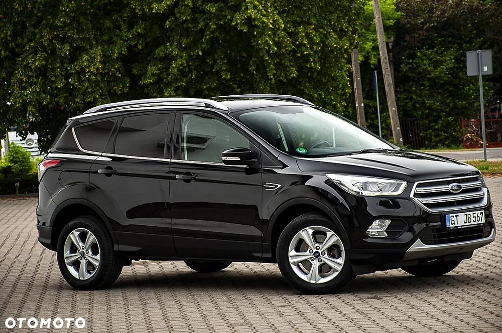 Ford Kuga 2.0 TDCi FWD Titanium Plus - 4