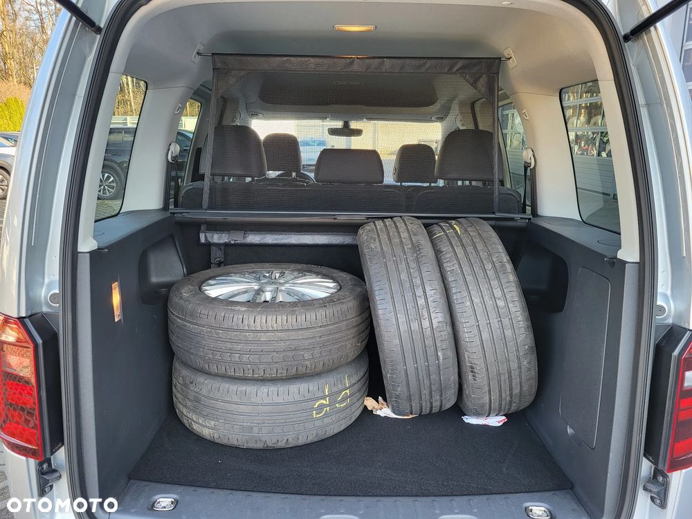 Volkswagen Caddy 2.0 TDI Highline 4Motion DSG - 15