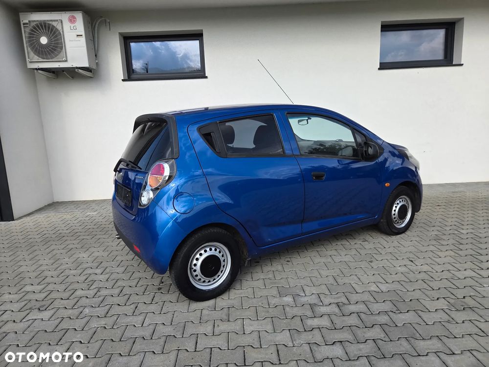 Chevrolet Spark - 15
