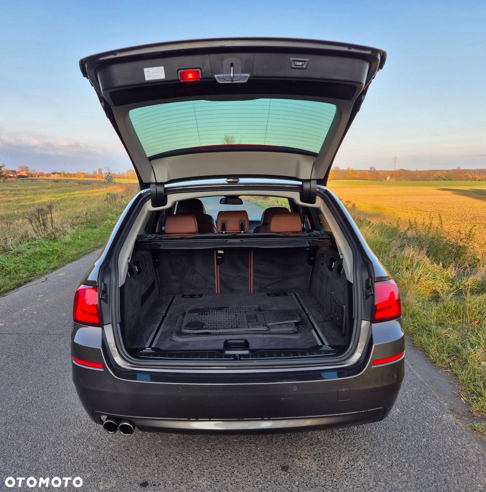 BMW Seria 5 520d Luxury Line - 4
