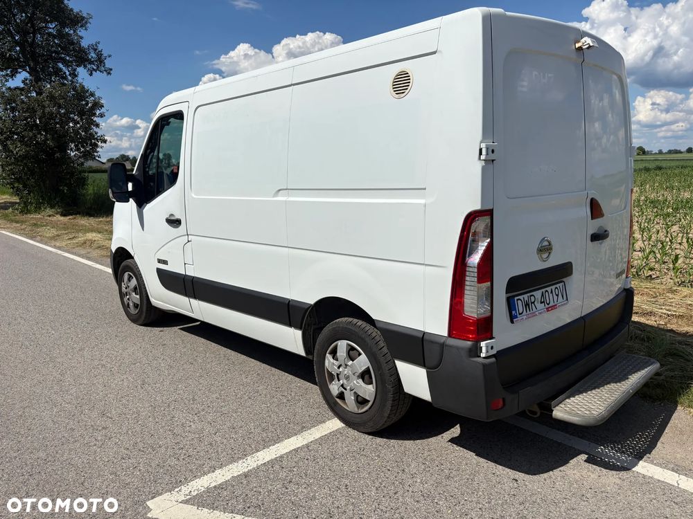 Nissan NV400 - 9
