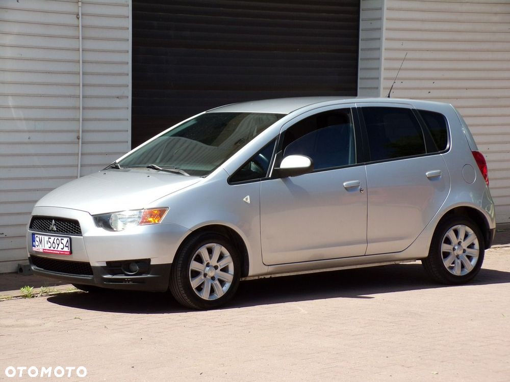 Mitsubishi Colt - 10