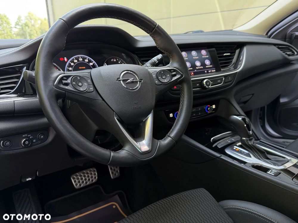 Opel Insignia 1.6 Dynamic - 19