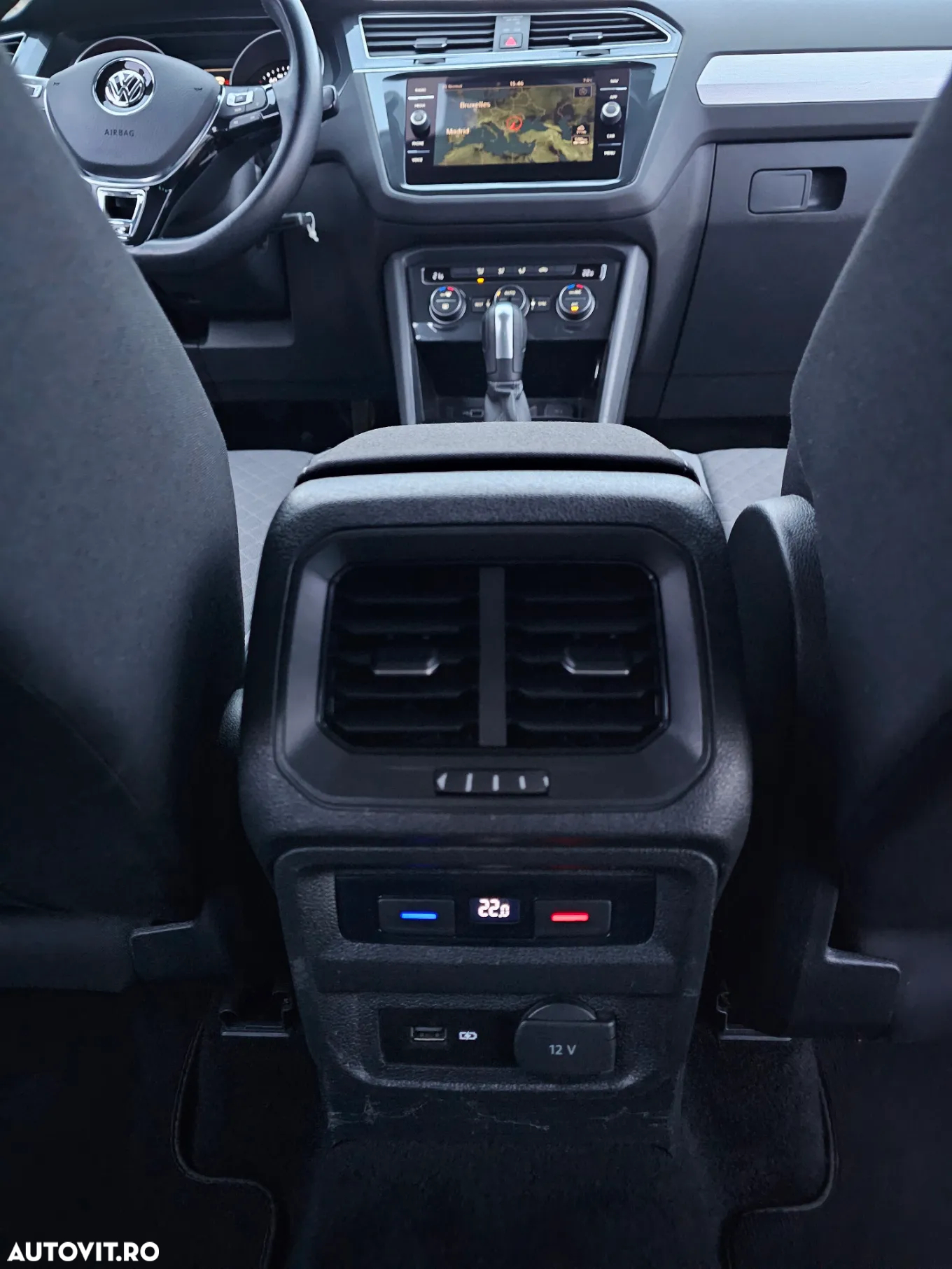 Volkswagen Tiguan 2.0 TDI SCR DSG R-Line - 32
