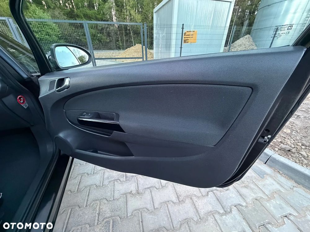 Opel Corsa 1.4 16V Edition - 17