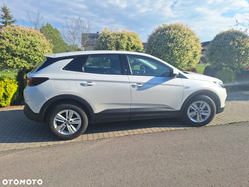 Opel Grandland X 1.2 T Innovation S&S - 8