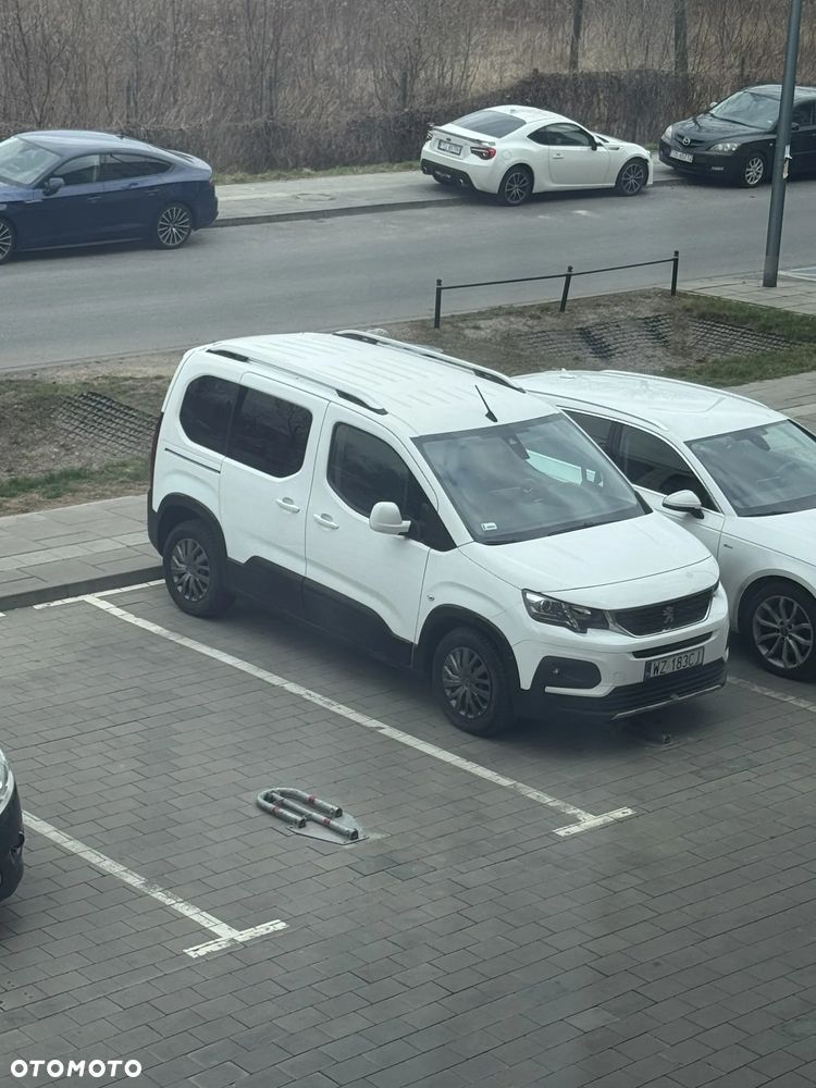 Peugeot Rifter 1.5 BlueHDI Allure Pack S&S - 16