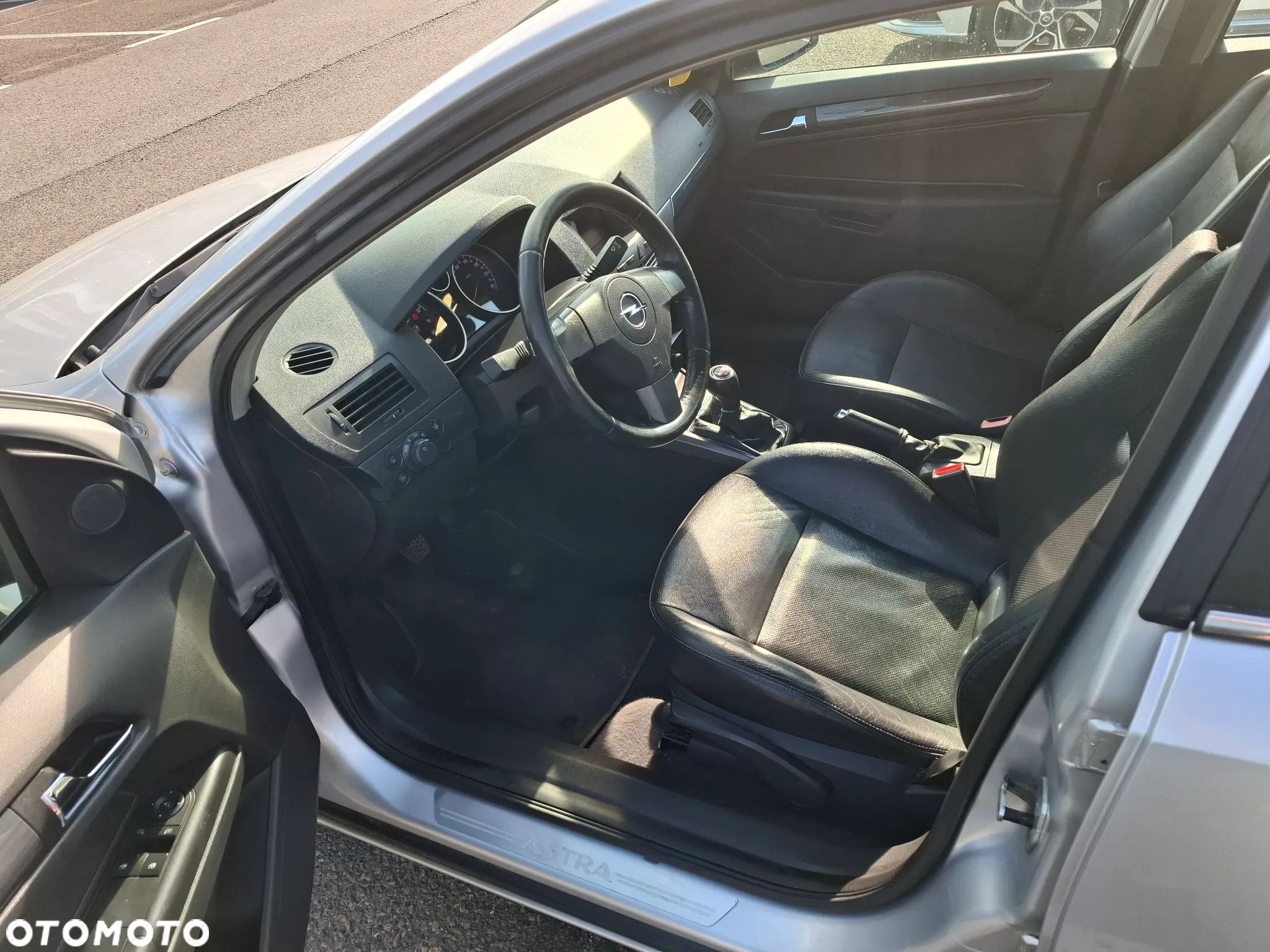 Opel Astra III 2.0 T Sport - 6