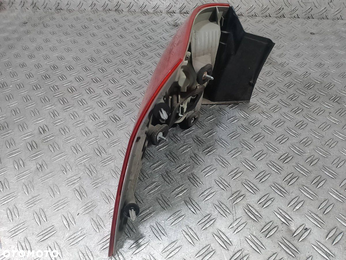 LAMPY TYŁ KOMPLET OPEL VECTRA C 24469461NL  24469462RN KOMBI - 5