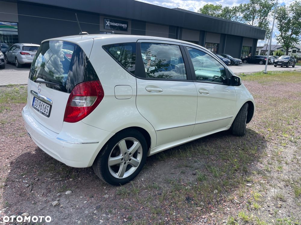 Mercedes-Benz Klasa A 200 CDI Autotronic Elegance DPF Special Edition - 3
