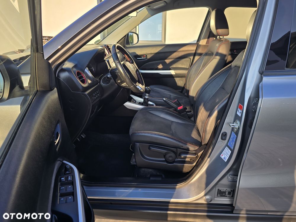 Suzuki Vitara 1.4 Boosterjet Allgrip Comfort+ - 16